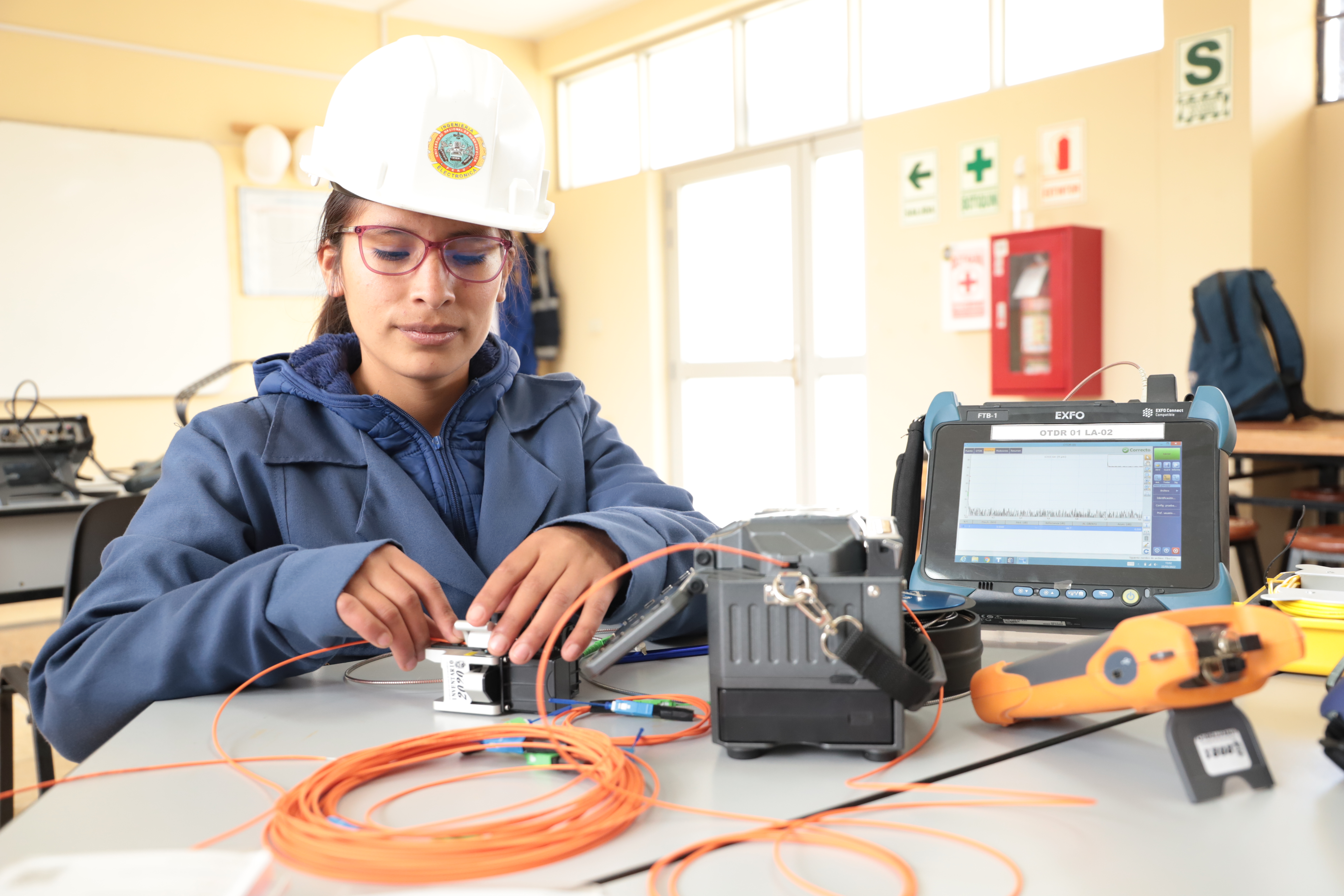 Facutad de Ing. de Electrónica y Sistemas